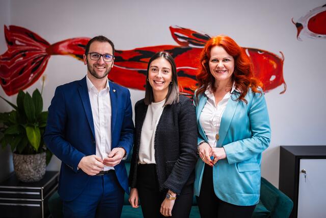 v.l.n.r. VP Tirol Landesgeschäftsführer Sebastian Kolland, BGF Theresa Menghin und LRin Cornelia Hagele. | Foto: Tiroler Volkspartei
