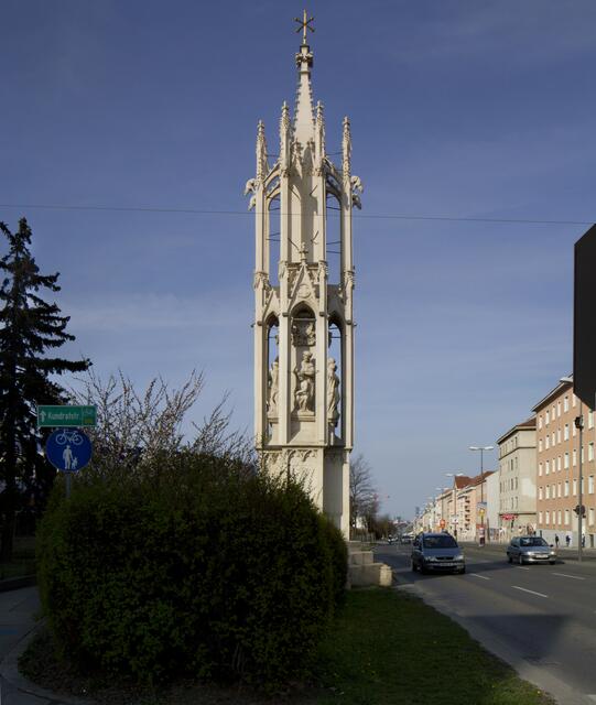 "Spinnerin am Kreuz" auf der Triester Straße in Favoriten. | Foto: Bundesdenkmalamt/Bettina Neubauer-Pregl