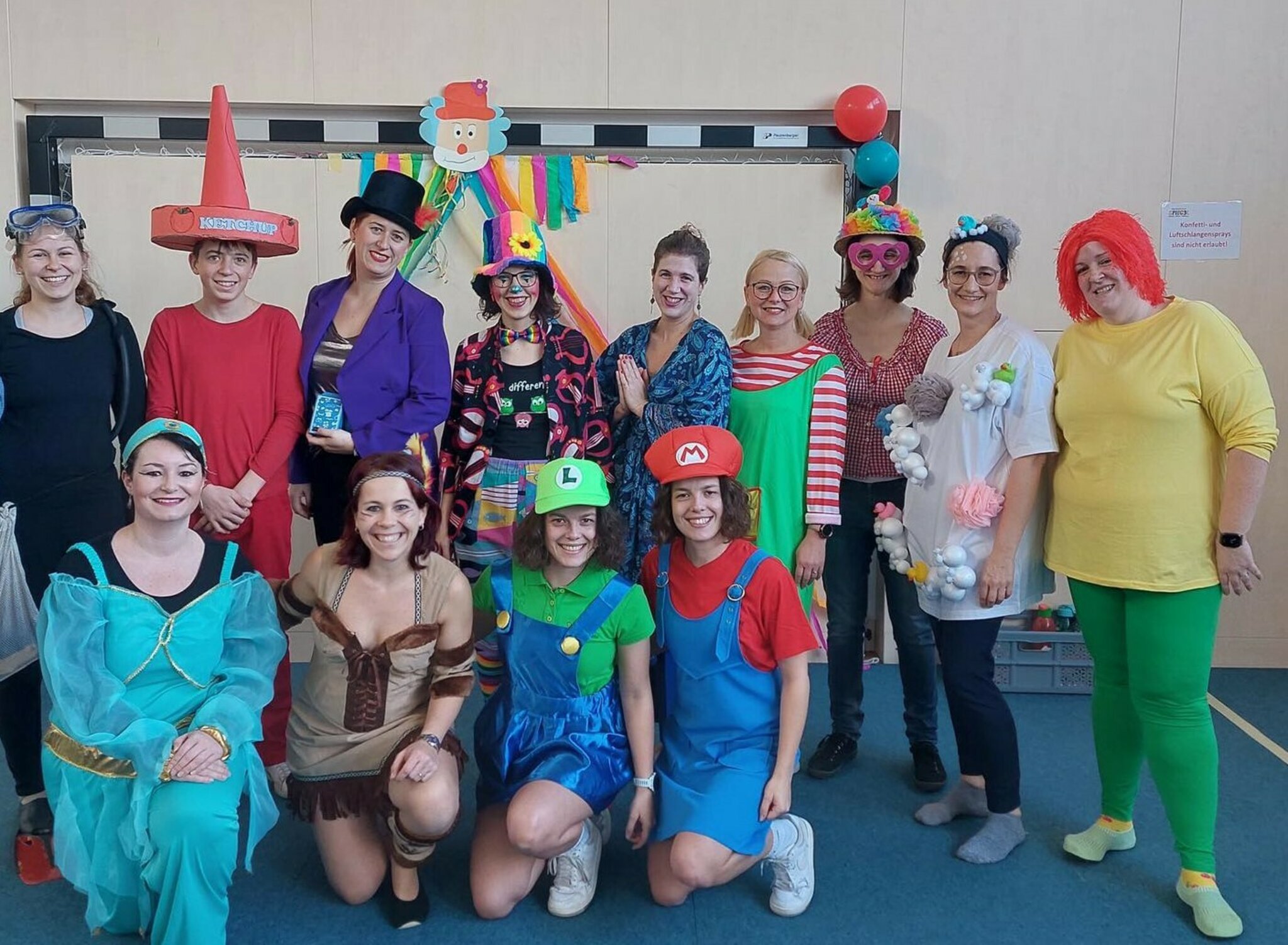 Helau und Bunt! Faschingsspaß für Groß und Klein mit Kostenlosen Ausmalbildern