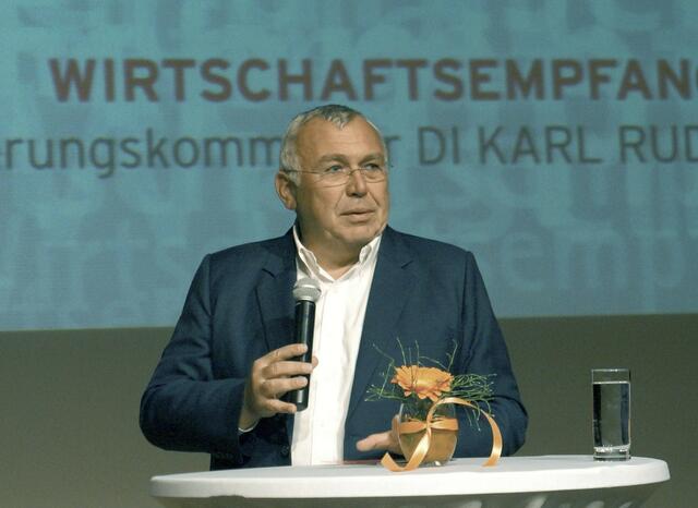 Die Sektion 8 der Wiener SPÖ will den Parteiausschluss des früheren Bundeskanzlers und Parteiobmanns Alfred Gusenbauer. 