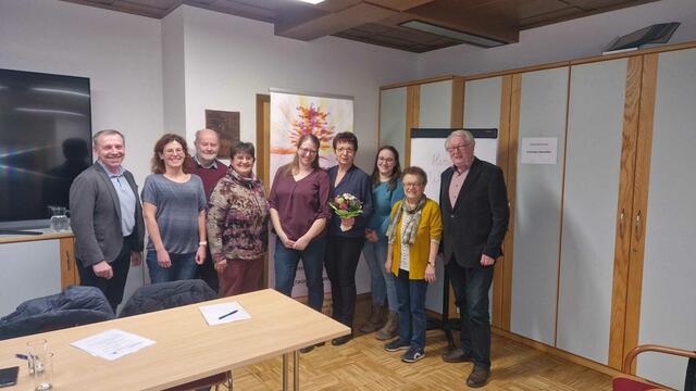 Josef Ramharter, Beate Bauer, Josef Kuttelwascher, Else Habison, Tanja Polzer, Gerlinde Oberbauer, Ricarda Fischer, Elfriede Piringer und Josef Zimmermann (v.l.) | Foto: Hospizverein Waidhofen