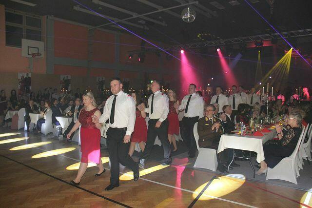Die Polonaise war schwungvoll und sorgte für Begeisterung. | Foto: FF Mooskirchen