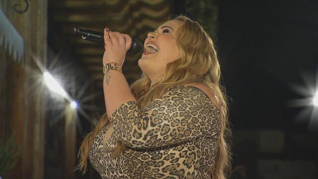 Auch Ex-Hofdame und Schlagersängerin Adriana dreht beim finalen Event auf. | Foto: ATV