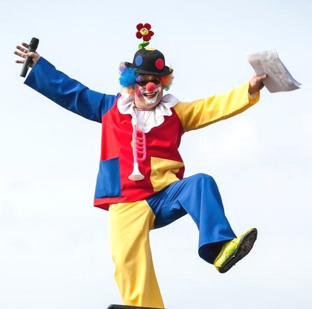 Etsdorfer Faschingsumzug lädt zum bunten Treiben. Am 11.02.2024 ab 14 Uhr. 