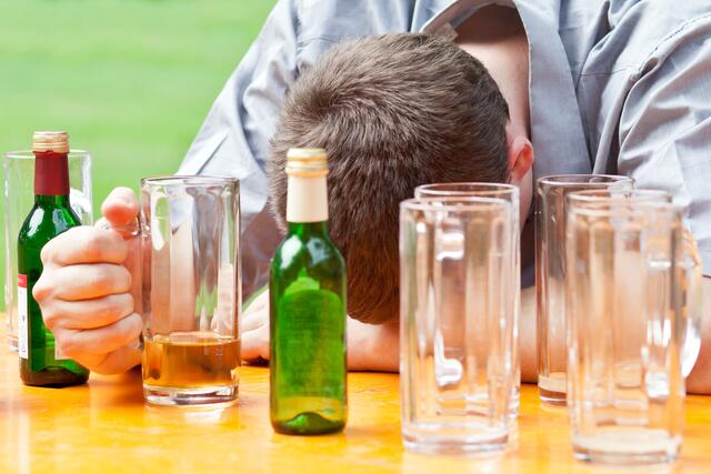 Österreich bleibt ein Hochkonsumland von Alkohol. Insgesamt ist der problematische Alkoholkonsum längerfristig aber rückläufig. | Foto: Foto: fotolia/lineofsight