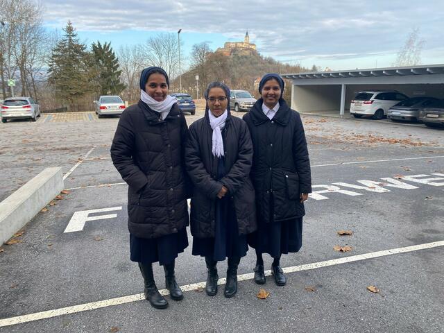 Sr. Rojina Desa, Sr. Selvamary Selvaraj und Sr. Marcelline Ferrao (von links) gehören dem Orden der Schwestern des heiligen Joseph von Tarbes an. | Foto: Diözese Eisenstadt