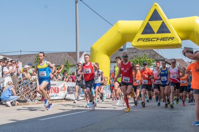 366 Läufer trotzten den heißen Temperaturen beim Seenlauf in Klaffer. | Foto: Alfred Hofer