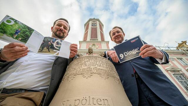 Marketing St. Pölten GmbH Geschäftsführer Matthias Weiländer und Bürgermeister Matthias Stadler fiebern schon dem Glockenbungee im Juni entgegen. | Foto: Kalteis