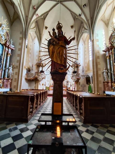 die hl.Maria mit dem Jesuskind... | Foto: I.wozonig