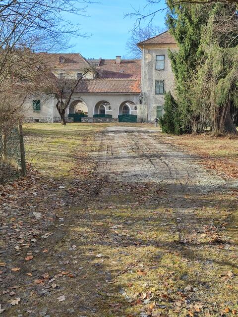 das Schloss wurde im 16. Jhdt. erbaut... | Foto: I.Wozonig