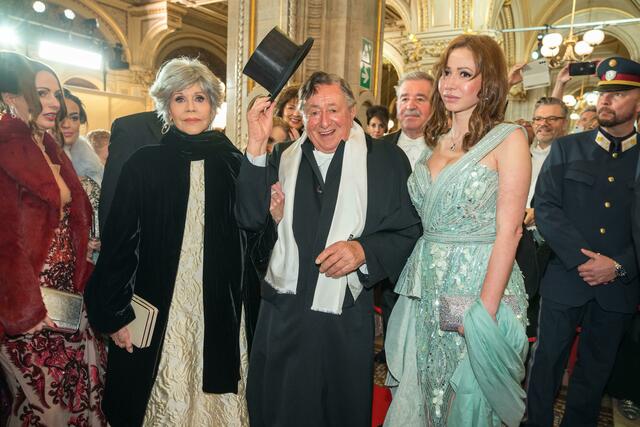 2023 genoss Lugner den Opernball dann mit Hollywood-Diva Jane Fonda. | Foto: Richard Lugner