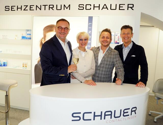 Joe Schauer, Veronika Obradovits-Schürer, Joesi Schauer und Roman Seigmann prägten und prägen das Unternehmen.