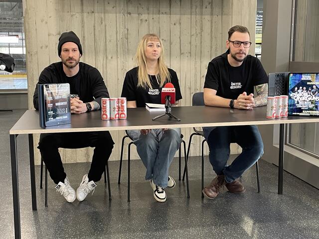 Pressekonferenz: in Kapfenberg: Peter Protas, Marie-Christine Zündel und Benjamin Grundauer von United Colors Events. | Foto: Kern