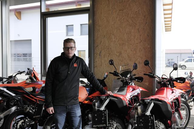 Alex Postrihac am Tatort. | Foto: Santrucek