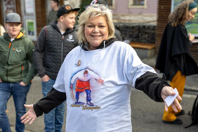 Auch der Fanclub war selbstredend von Anfang bis zum Ende im Volleinsatz. | Foto: Paul Weber