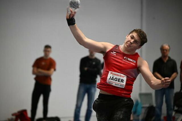 Mit einem kraftvollen Stoß lässt Leonhard die Kugel fliegen und setzt gleich zu Beginn ein Ausrufezeichen. | Foto: ÖLV/ A. Nevsimal
