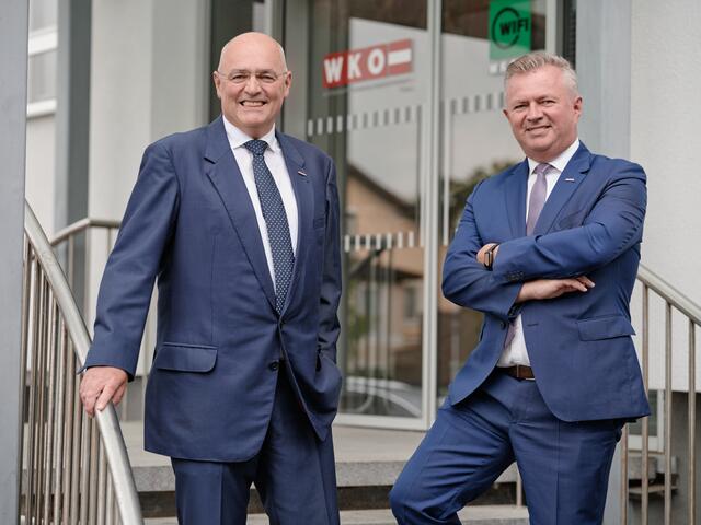 WKO Bezirksstellenleiter Christoph Wiesner (li.) und WKO Ried-Obmann Josef Heißbauer freuen sich auf die OÖ Job Week in Ried. | Foto: WKO Ried