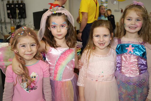 Alia, Zoe, Linda und Johanna hatten riesigen Spaß am Molder Kinderfasching | Foto: Elisabeth Grassler