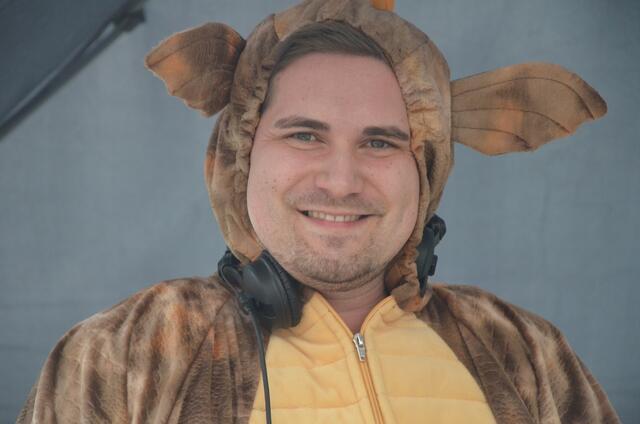 DJ Tom Evo sorgte beim Umzug und bei der Aftershowparty für den passenden Sound