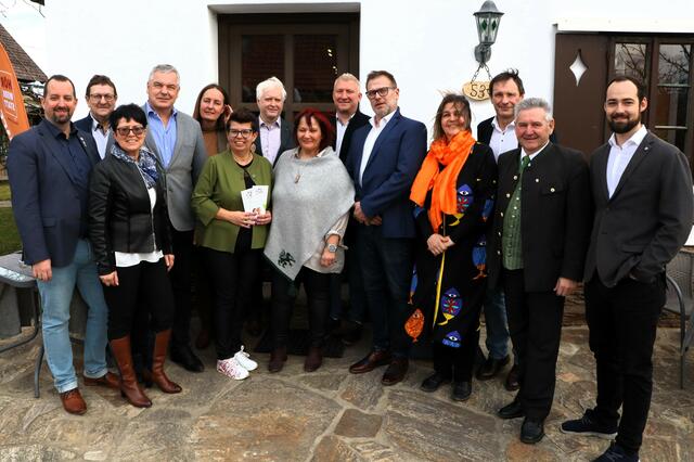 Im Foto festgehaltene Hilfsbereitschaft | Foto: Gerhard Langmann