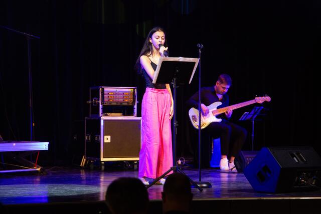 Mira Zwitter interpretierte Elton Johns Song „Rocket Man“ | Foto: academy.voxon.at