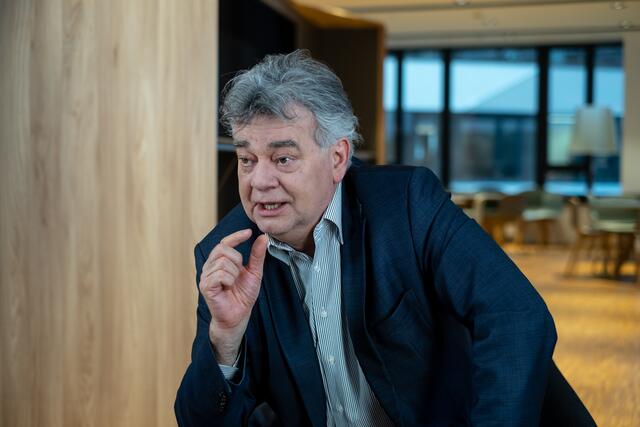 Vizekanzler Werner Kogler (Grüne) gibt Einblick in das Arbeitsprogramm der Regierung bis zur Wahl im Herbst. (Archiv) | Foto: Roland Ferrigato