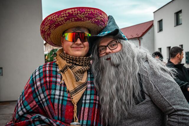 Manuel Fellbacher und Adrian Pollak als Mexikaner und Merlin | Foto: Harald Walzer