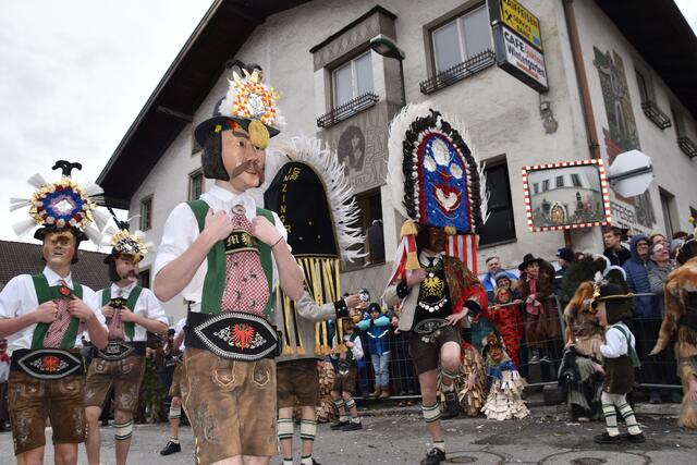 Die Klötzler mit ihren Traditions-Figuren begeisterten die Zuschauer besonders.