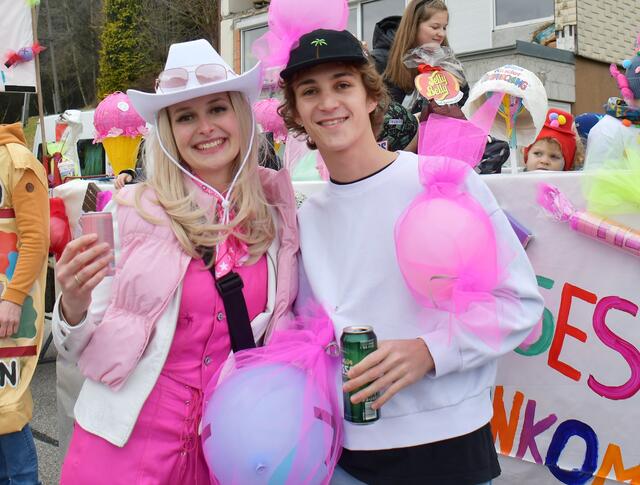 Helena u. Mark im Barbiefieber