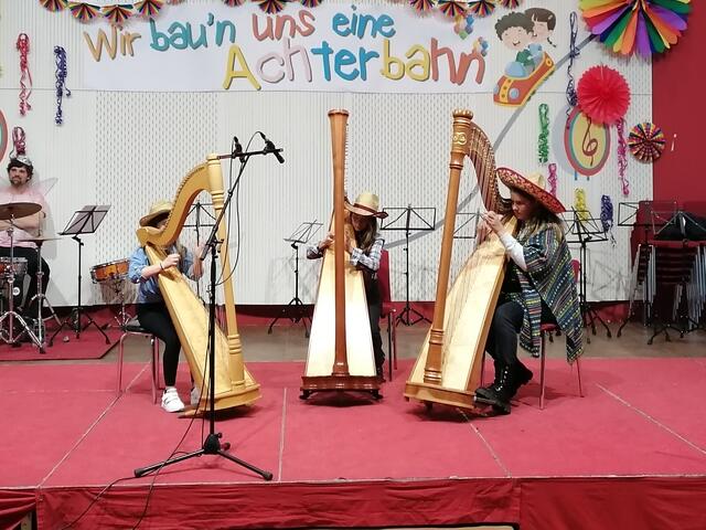 Harfen-Trio (Ltg. Milena Paulic)