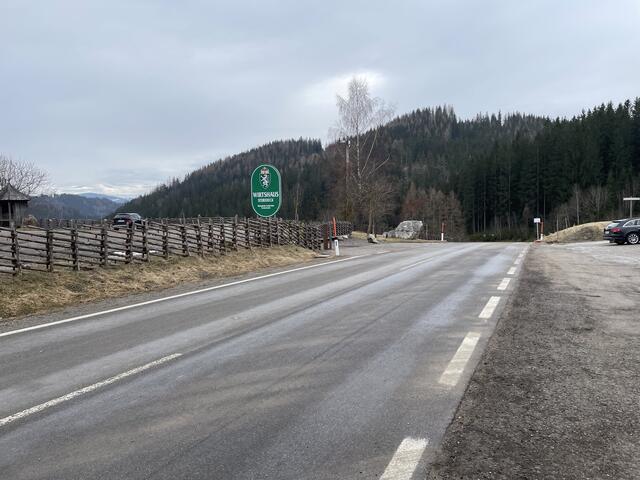 Verwaiste Pass-Straße über den Pogusch. | Foto: Kern