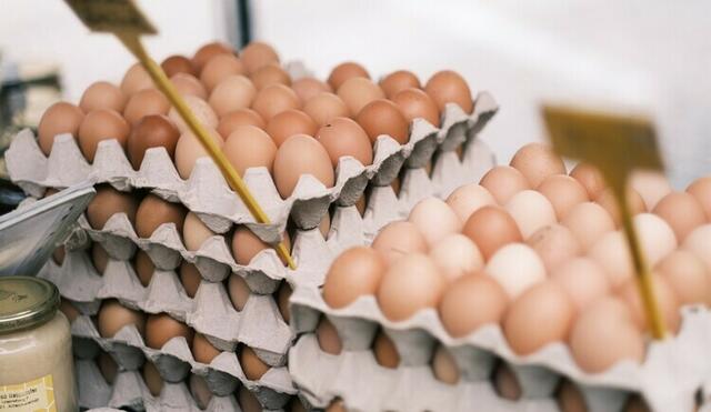 Bei den Bauernmärkten im Bezirk gibt es frische und regionale Lebensmittel. | Foto: S´INNVIERTEL Tourismus/Wolfgang Grilz