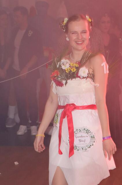 Echt Stainzer Blumenmädchen