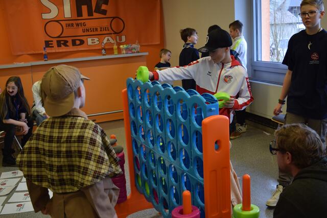 Im Spielraum gab es verschiedene Stationen für die Kinder. | Foto: Selina Duran