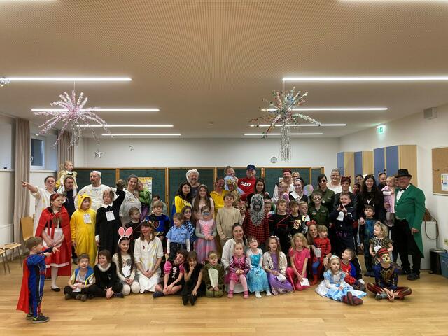 Strahlende Gesichter beim "Großen Ball der Kleinen" am Samstag in Kammern | Foto: Kammern/Dobnigg