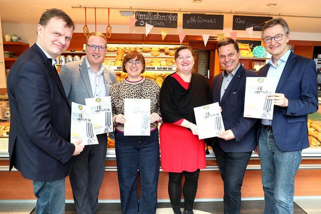 Erwin Brandl, Tobias Luger, Christina Moser-Wachtveitl, Birgit Rauscher, Hans Moser, Franz Tauber. | Foto: Andreas Maringer