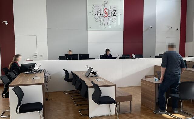 Von "Irrtum" und "Zufall" sprach ein Angeklagter über 28 Videos mit pornographischen Darstellungen Minderjähriger. | Foto: Gernot Heigl