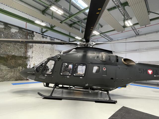 Der neue Hubschrauber AW169, Spitzname "Lion" ist erstmals beim Hochgebirgslandelehrgang  im Übungseinsatz. | Foto: Lienbacher