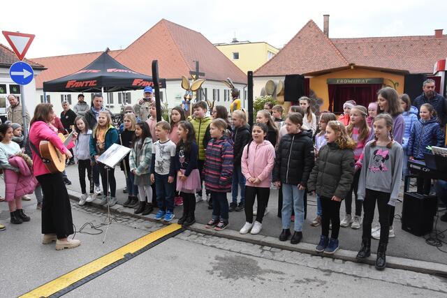Der Ostermarkt vor dem Wolfsberger Rathaus findet 2024 nicht statt. | Foto: MeinBezirk.at