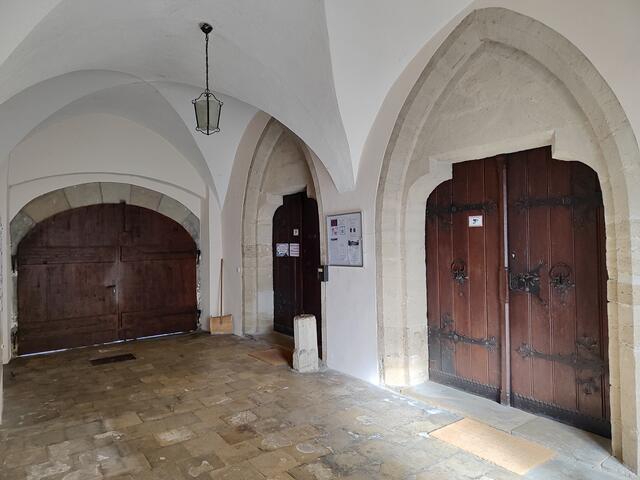 die frühere Durchgangshalle zum Armenhaus... | Foto: I.Wozonig