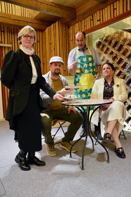 Von links: Sonja Petschenig, Michael Größing, Günther Stippich, Renate Zernig. | Foto: Privat