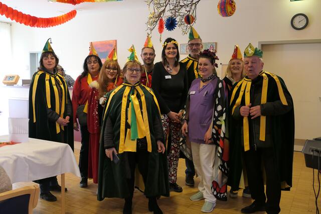Barbara Hausleitner und Madalina Reiter freuen sich über den Besuch der Purkersdorfer Typen. | Foto: Sene Cura Purkersdorf