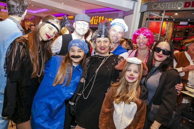 Fasching in der Lentia City | Foto: Fotomeisterei / Inge Streif Photography