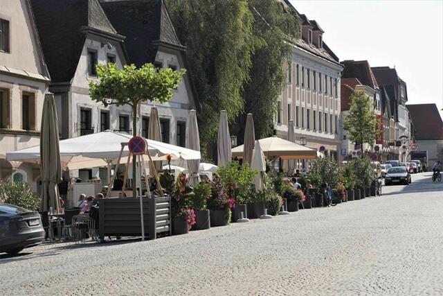 Wird es bei diesen Gebührenerhöhungen noch weiterhin die beliebten Schanigärten in der Altstadt von Steyr geben? | Foto: Peter Röck