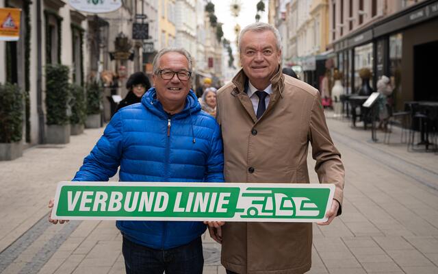 Verkehrsreferent und Landeshauptmann-Stellvertreter Anton Lang (r.) und Peter Gspaltl, Geschäftsführer des Verkehrsverbundes Steiermark (l.) wollen zum "Autofasten" motivieren. | Foto: Verkehrsverbund