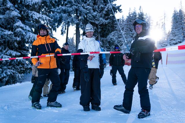 Eröffnung des Parks mit Muttereralmbahn-Geschäftsführer Peter Nikl und Bgm. Josef Singer