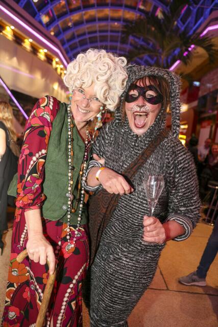 Fasching in der Lentia City | Foto: Fotomeisterei / Inge Streif Photography