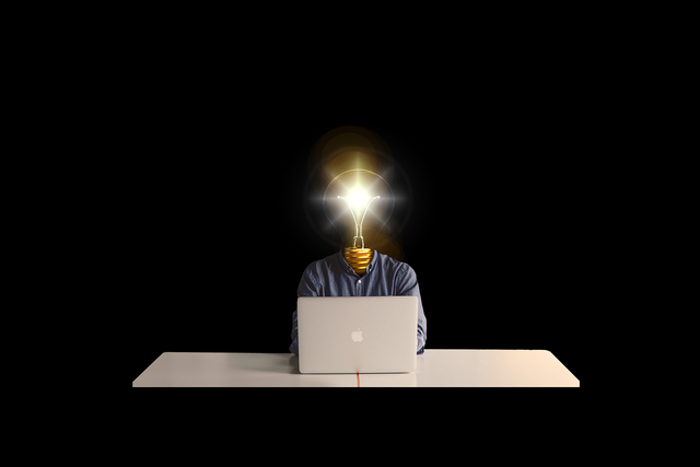 Tirols Unternehmenslandschaft zeichnet sich mittlerweile durch Startups, Global Player, Hidden Champions oder Nischenspezialisten aus.  | Foto: Pixabay/geralt (Symbolbild)