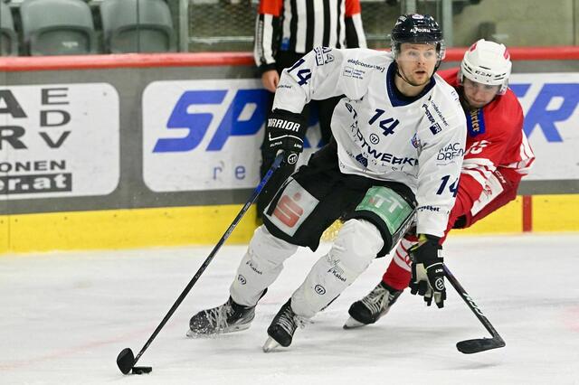 Die Kitz-Adler (weiß) punkteten in Klagenfurt voll. | Foto: B. Stefan