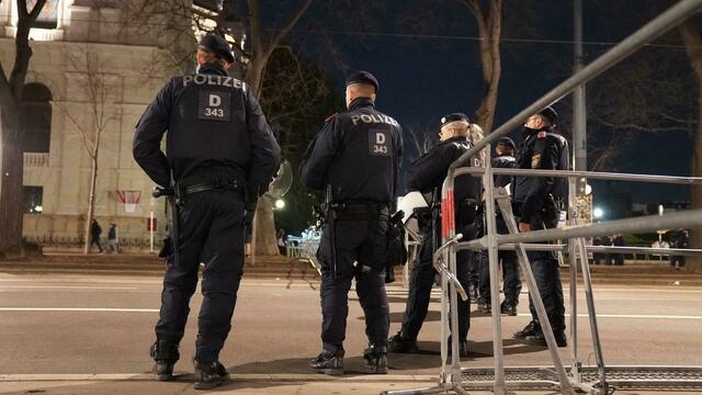 Der Akademikerball am Freitag, 16. Februar, verlief laut Polizei ohne größere Zwischenfälle. | Foto: Schuster/RMW